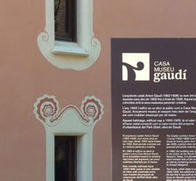 VISLUM catenaries per Casa Museu Gaud&iacute;