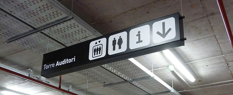 VISLUM senyalitzaci&oacute; parking